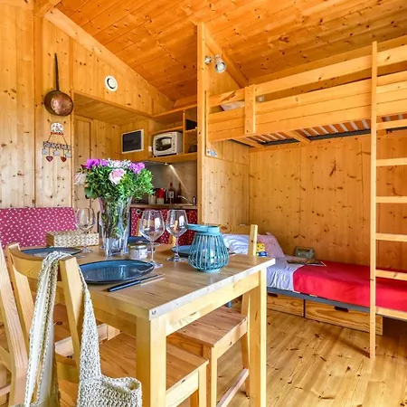 La Serre Camping Aigues-Vives (Ariege)