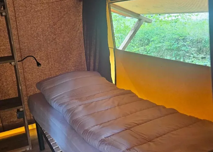 La Serre مكان تخييم Aigues-Vives (Ariege)