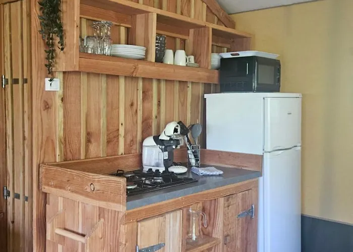 مكان تخييم La Serre